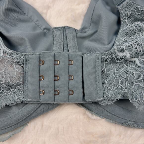 Victoria’s Secret Dream Angels Unlined Lace Bra 36DD Shimmery Mint Green NWT - Picture 6 of 8